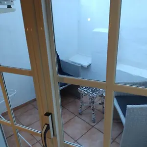 https://apt-la-casita-de-briales.hotelsinnerja.org
